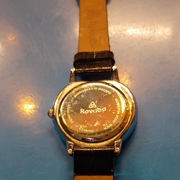 Black and Gold Smartwatch